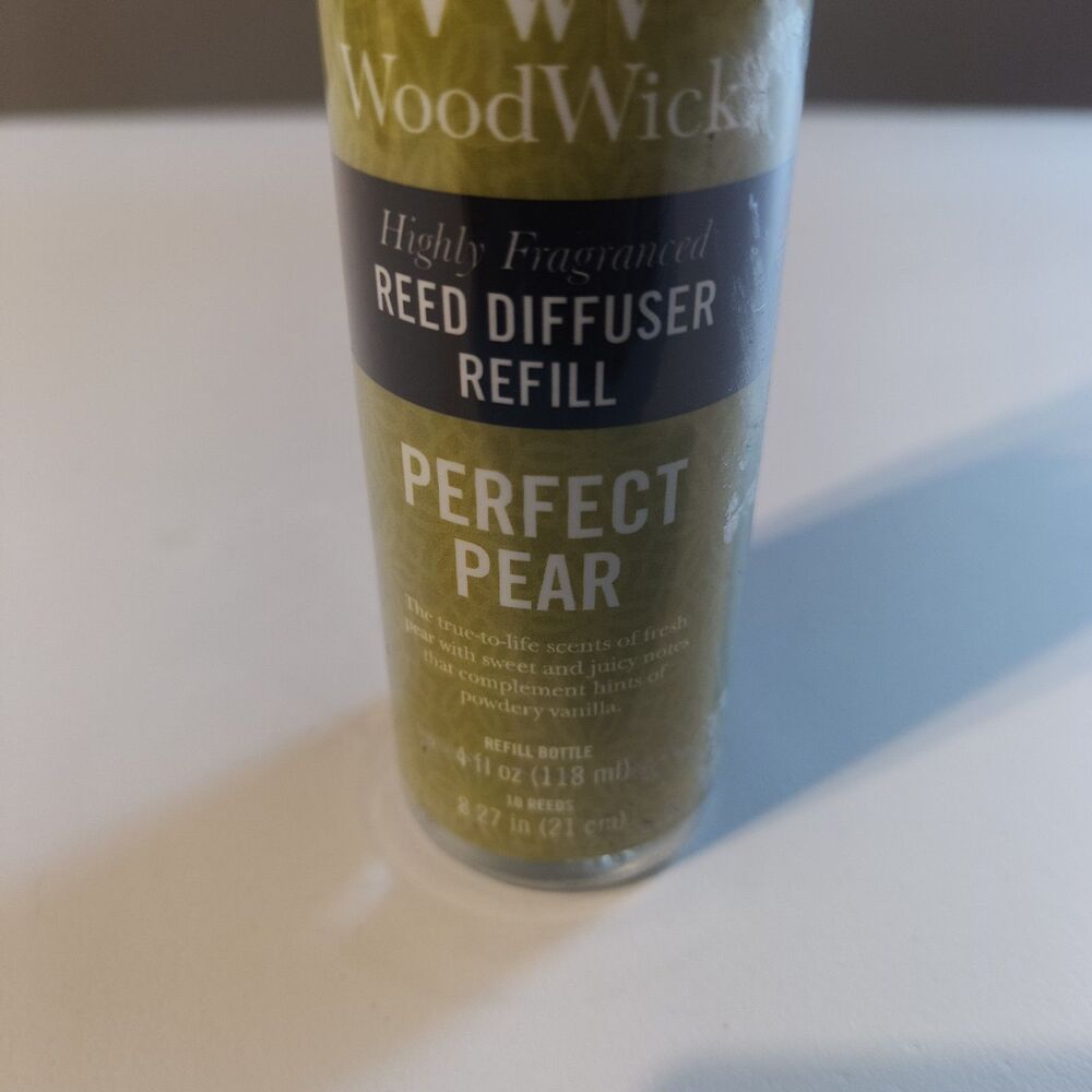 WoodWick Perfect Pear Reed Diffuser Refill 10 Reeds - Picture 2 of 4
